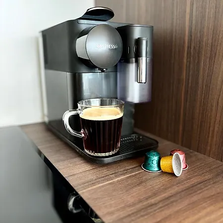 Beautiful With Parking Close To The Sea & Center شقة *