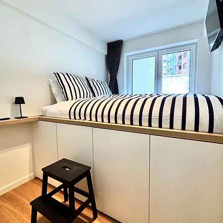 Beautiful With Parking Close To The Sea & Center Apartment Ostend