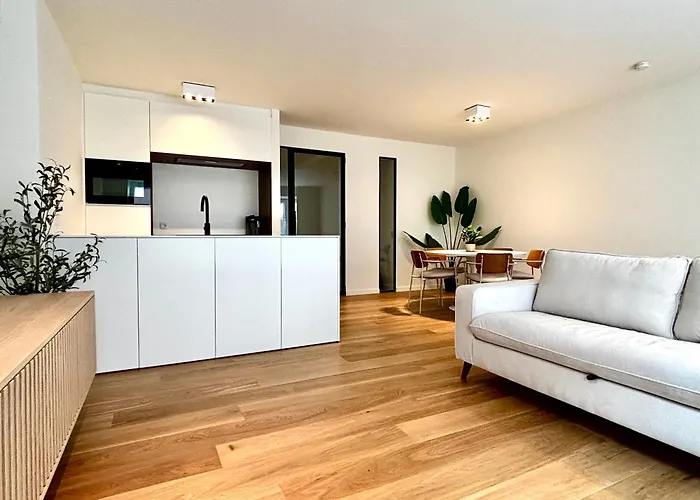 Apartamento Beautiful With Parking Close To The Sea & Center