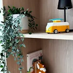 Beautiful With Parking Close To The Sea & Center