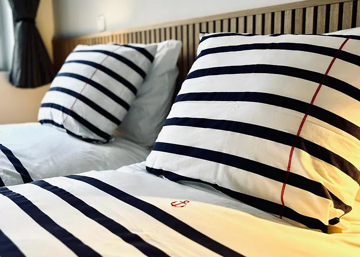 Beautiful With Parking Close To The Sea & Center * Oostende